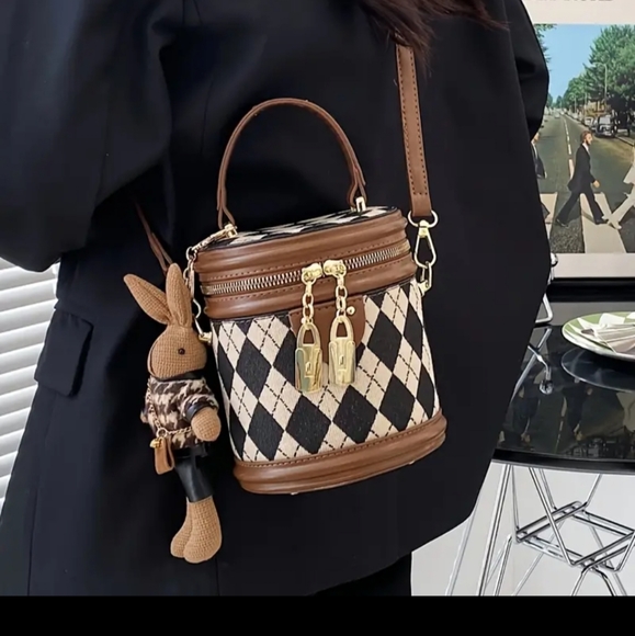 Mini Bucket Bag Brown & White Argyle Crossbody Small Bag - Picture 2 of 4